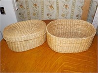 2 Hand woven basket 3x5x2.5 1 with lid both