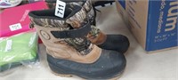 3M INSULATED BOOTS, SIZE 8, GENTLY USED