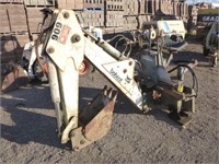 Melroe 909 Hydraulic Backhoe Attachment