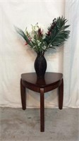 Darker Solid Wood End Table w/ Artificial Vase -6A