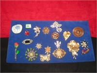 LARGE Lot Of PRETTY Antique/Vintage Brooches/Pins