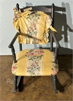 Colonial Style Painted Arm Chair