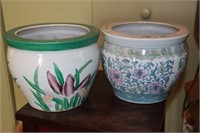 2 Floral decorated planters