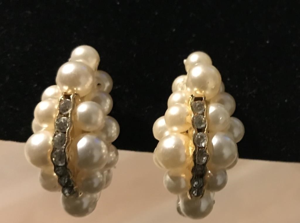 Memorial Day Jewelry and Accessories Auction