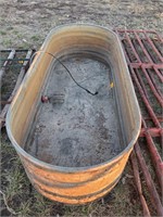 large Sioux stock tank w/ heater