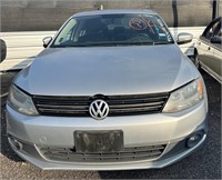 KEY FEE $250 START 2013 VOLKSWAGEN JETTA-430338