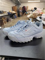 Fila tennis shoes size 9