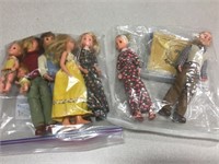 9 Pc. Sunshine Family Doll Set With Accessories