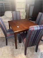 Vintage Table w/chairs