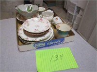 Lot of porcelain pieces -