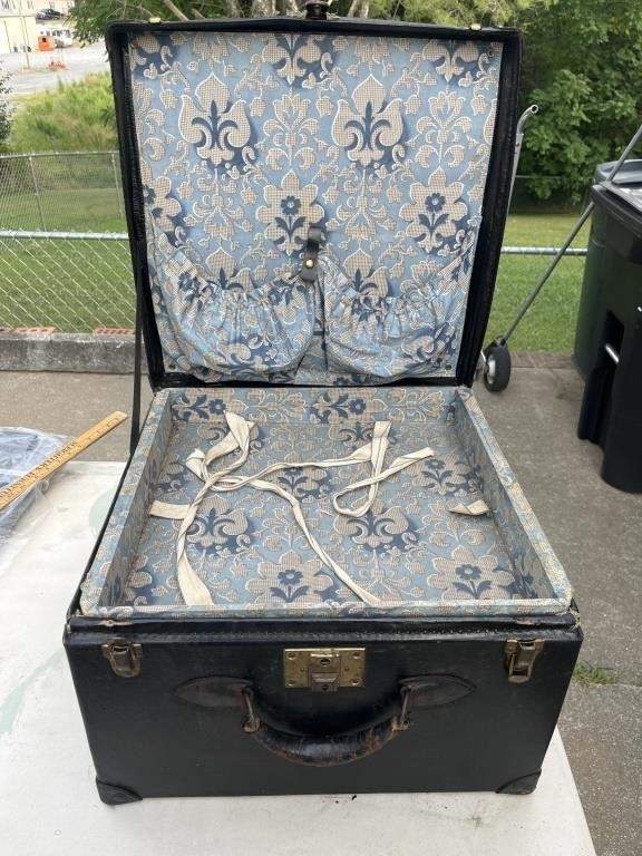 Antique Ladies train case with hat stand very