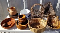 Wood & Ceramis Bowls, Wicker Baskets