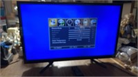 32in Hisense LED LCD TV and remote works