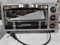 (N) Black+Decker 4 slice toaster oven