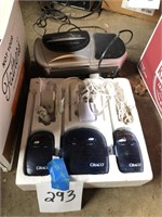 GRACO BABY MONITER & AM/FM CASETTE RADIO