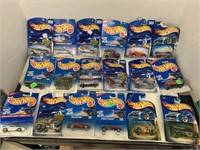 18cnt Hot Wheels Cars