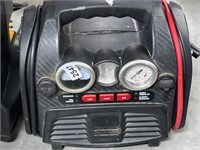 JUMPSTARTER AND TIRE INFLATOR