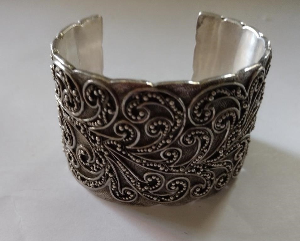 STUNNING LOIS HILL CUFF BRACELET 925 | Live and Online Auctions on ...