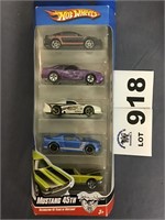 Hot Wheels Gift Set - Mustang 45th