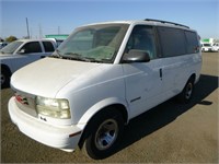 2001 GMC Safari Van