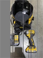 Dewalt 20v Max Xr Compact Drill With Charger And