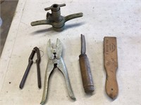 VINTAGE TOOLS