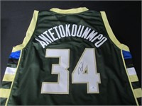 Giannis Antetokounmpo signed jersey COA