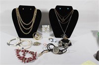 Lot of Miscellaneous Costume Jewelry