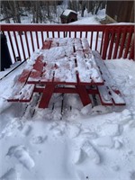 6’  long outdoor picnic table