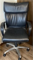 Roll around office chair