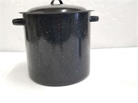Large Stock Pot With Lid