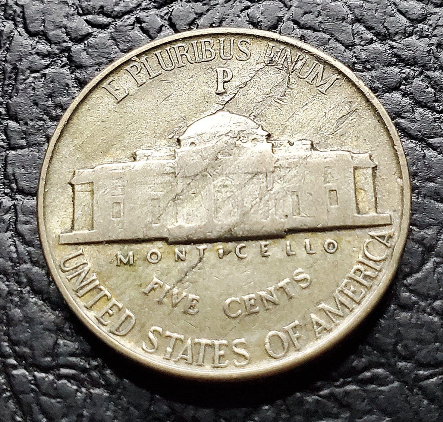 Silver War Nickel 1945 P Mint Error "Lamination"