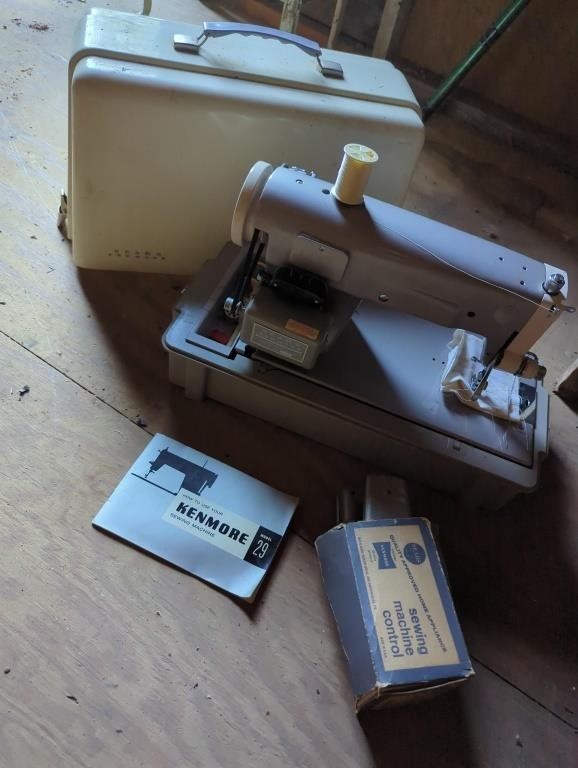 Portable Sears Kenmore model 29 sewing machine