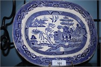 ANTIQUE BLUE WILLOW TRAY