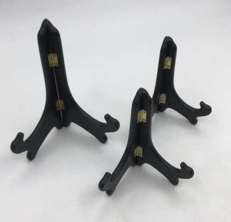 3 Wood Display Easels Black 1 Lg 2 Medium