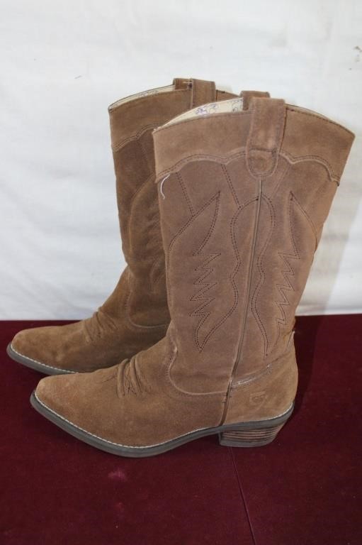 Giddy Up Ladies leather Cowboy Boots 61/2