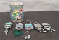 Tin 5 Locks w/Keys