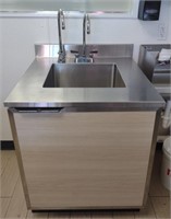 Duke Storage Cabinet Sink Station (SUBS-24-C)
