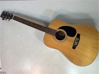 Corina Guitar D-551, Needs End Pin & Restrung