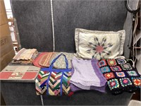 Placemats, Blanket, Bag and Pillow Bundle