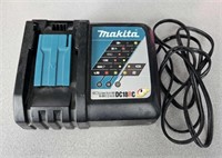 MAKITA 18VOLT FAST BATTERY CHARGER DC18RC