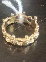 GOLD TONE LADIES RING - SIZE 6