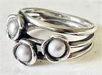 Sterling silver Pandora ring with 3 grey pearls