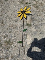 SUNFLOWER WHIRLIGIG