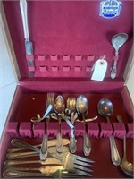 Assorted silver plate flatware