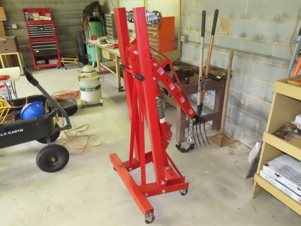 Big Red 8 Ton Engine Hoist