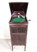 Charmaphone Model 80 Phonograph