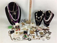 Costume jewelry: brooches, necklaces, bracelets,