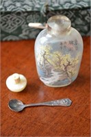 VTG Reverse Painting Glass Snuff Bottle & Spoon