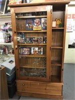 Wooden display case with Lock & Key Contents not